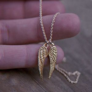 angel wing necklace
